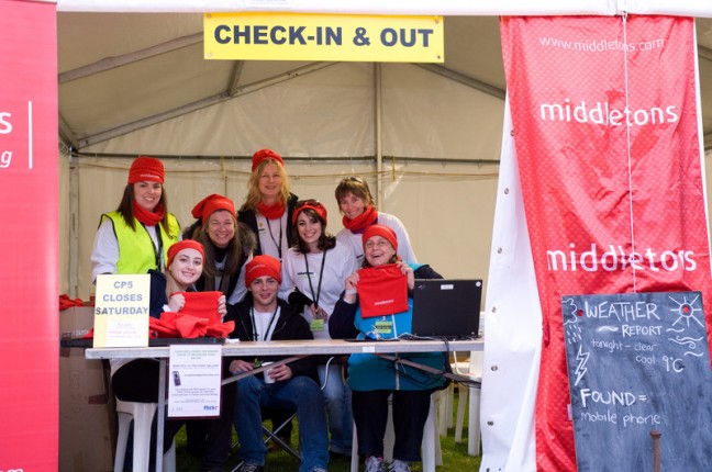 Middletons sponsored checkpoint at Oxfam Trailwalker, Sydney, 2010. Photo: Michael Myers/OxfamAUS
