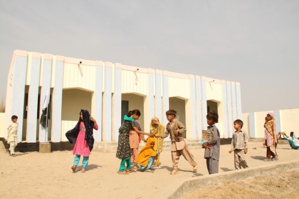 Kids playing outside their new school. Photo: Raheel Waqar/Oxfam Kids playing outside their new school. Photo: Raheel Waqar/Oxfam