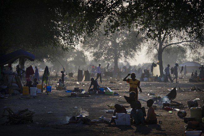 Minkaman, Awerial County, South Sudan.
Families fleeing fighting in and around the town of Bor are seeking refuge under the shade of any available tree on the other side of the river Nile from their home. Picture: www.geoffpugh.com SouthSudan_camp