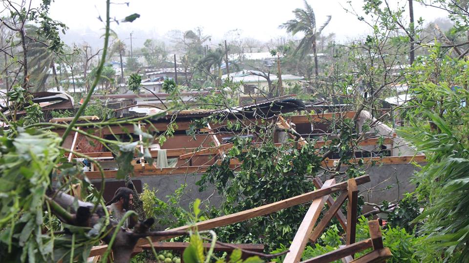 Scenes of destruction from Cyclone Pam. Photo: Isso Nihmei/350.org Vanuatu