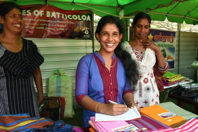 Sinthuja is one of the leading handloom entrepreneurs in her district. Photo: Oxfam Sri Lanka Sinthuja is one of the leading handloom entrepreneurs in her district. Photo: Oxfam Sri Lanka