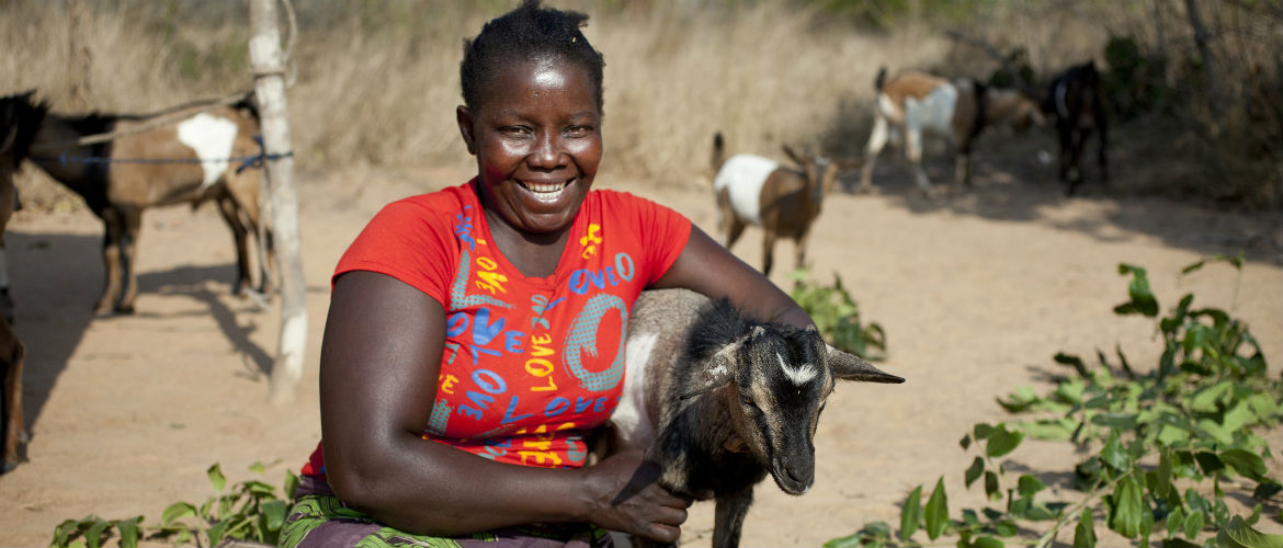 Oxfam Unwrapped can provide people in poverty (like Delfinia) with a vital source of income