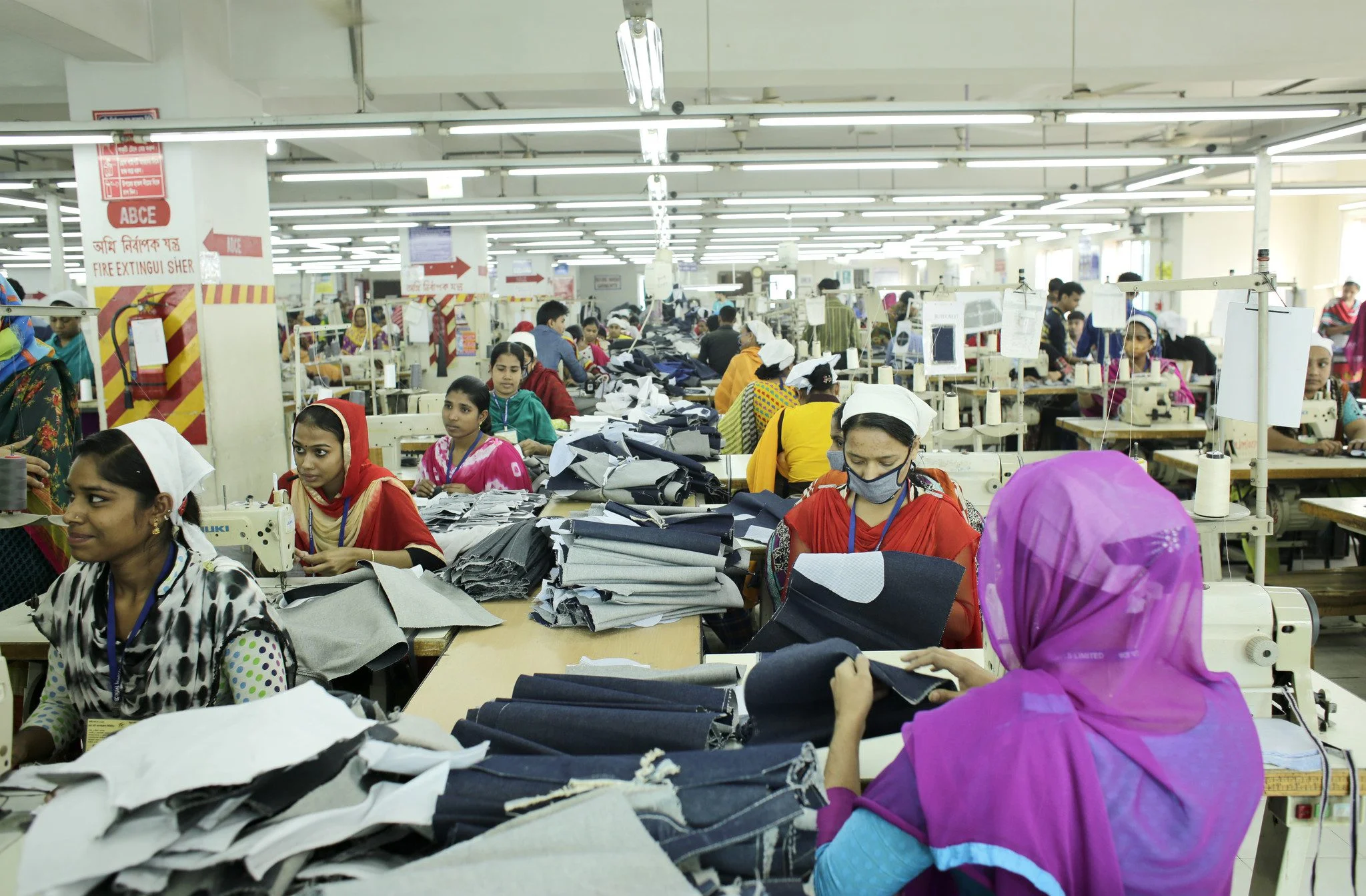 <p> Bangladesh:</p> <p> Garment workers at Way Mart Apparels in Dhaka, Bangladesh, during a visit by Oxfam Australia Chief Executive Helen Szoke.</p>