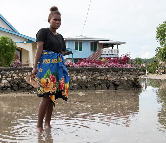 Photo: Collin Leafasia/Oxfam