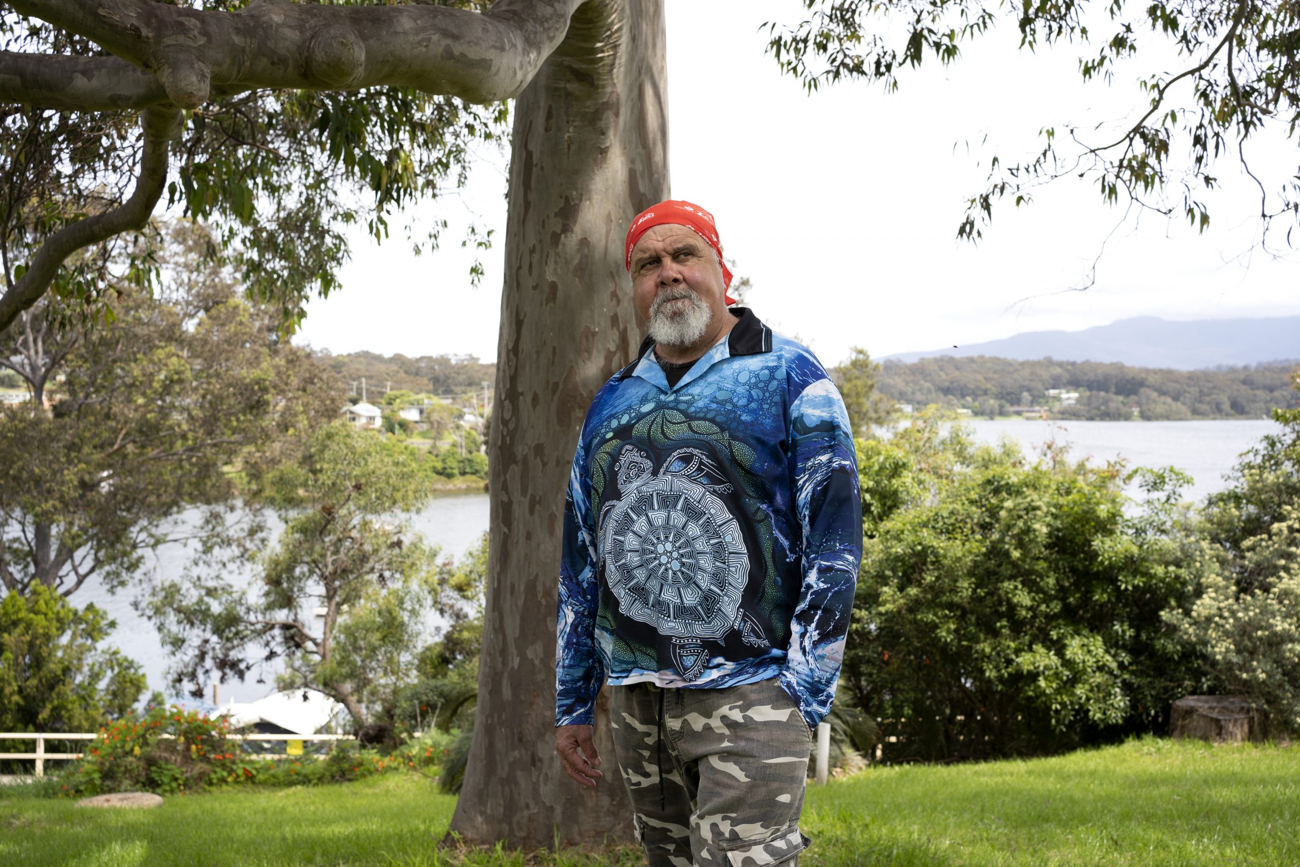 New South Wales, Australia: Wally, a Walbunja man and an applicant of the South Coast native title claim, shares his story about the impacts of fisheries regulations on his community. Photo: Aimee Han/Oxfam.