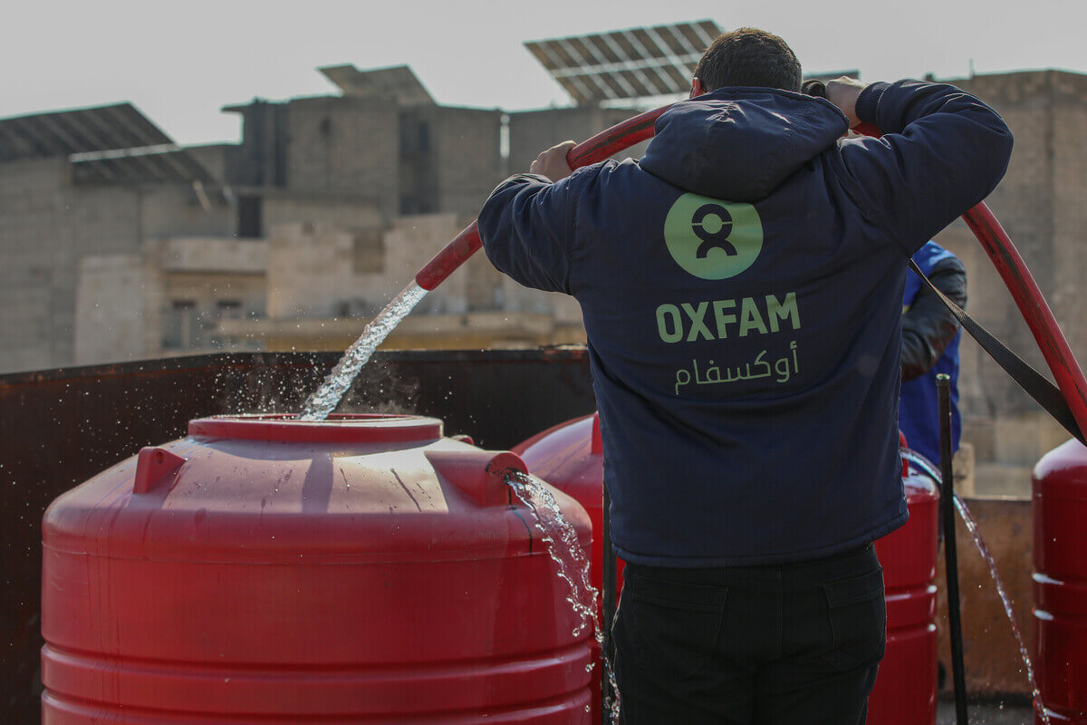 Turkiye: Oxfam delivering water to shelters in Aleppo following the earthquake. Credit: Islam Mardini/ Oxfam