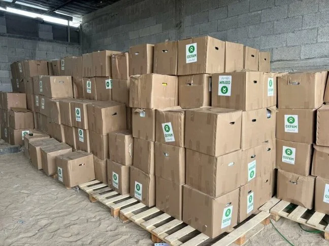 Gaza, Palestinian Territory, Occupied: Food parcels Oxfam and MA’AN Development Center distributed to 1620 households in Gaza while being in Oxfam's Warehouse in Khan Younis before distribution. Photo: Wassem Mushtaha/Oxfam