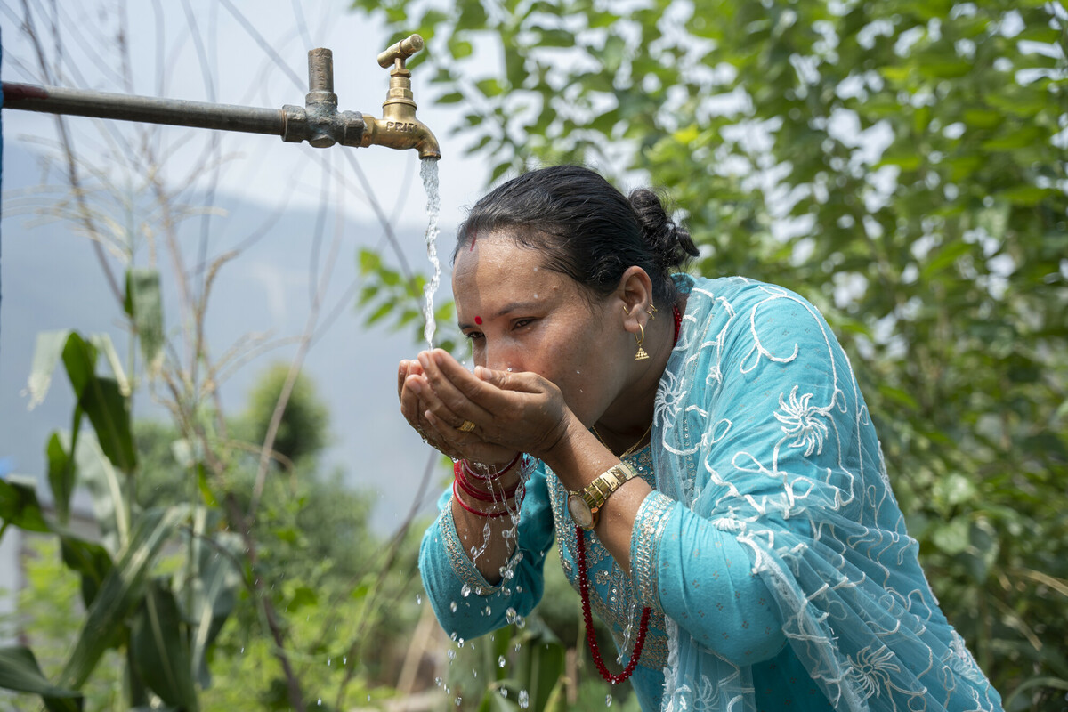Benighat Rorang Rural Municipality of Dhading District, Nepal: Urmila Basnet, the Chairperson of Maitar Water Supply Users Committee. Kishor Sharma / Oxfam Benighat Rorang Rural Municipality of Dhading District, Nepal: Urmila Basnet, the Chairperson of Maitar Water Supply Users Committee. Kishor Sharma / Oxfam