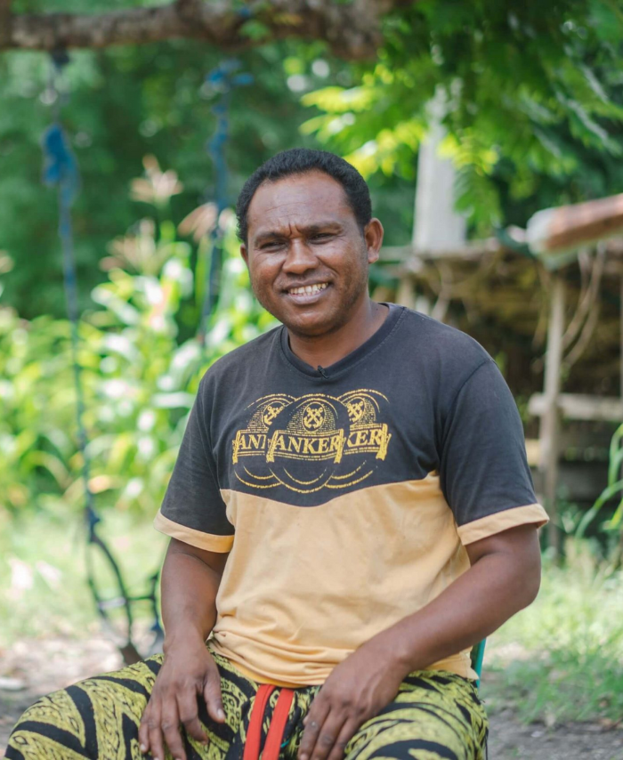 Indonesia: Yesi was a perpetrator of violence until he joined Engagement with Men—learning about gender equality was eye opening for him, and slowly he started participating in more domestic work and help his partner around the home. Photo: M. Nugie and Andito Wasi/Oxfam. Oxfam acknowledges the support of the Australian Government through the Australian NGO Cooperation Program (ANCP).